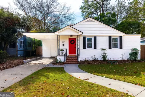 209 E 65 Sts, Savannah, GA 31405