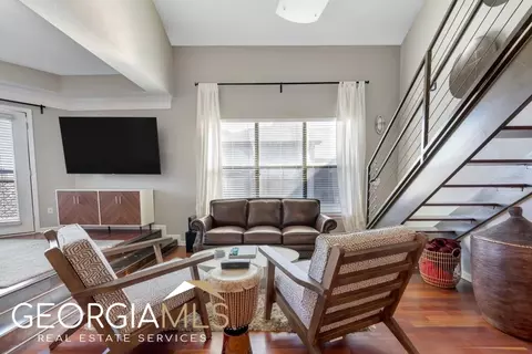 400 NW 17th St #1421, Atlanta, GA 30363