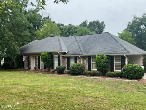 67 Ridgeview Dr, Silver Creek, GA 30173