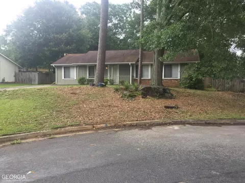 6682 Stone Ct, Rex, GA 30273 photo 2