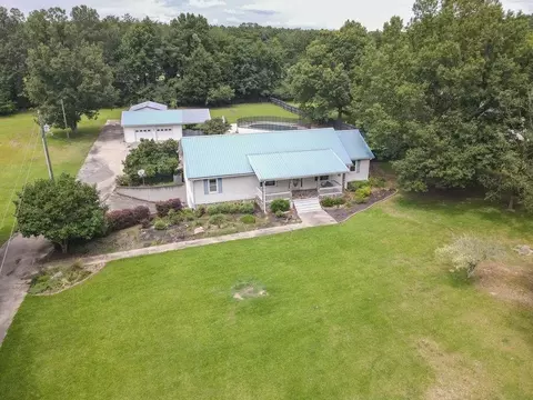 125 Den Creek Trl, Fayetteville, GA 30215