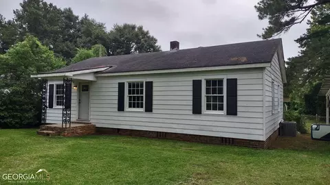 109 Stewart St, Thomasville, GA 31792