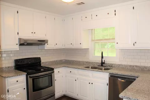 205 Brookcrest Dr, Lagrange, GA 30241 photo 7