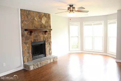 205 Brookcrest Dr, Lagrange, GA 30241 photo 2