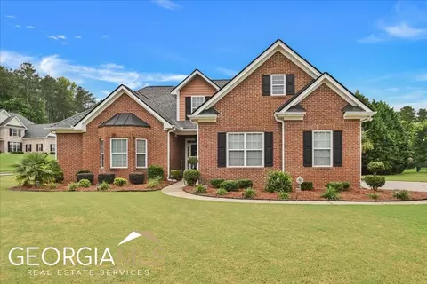 150 Holcomb Ct, Fayetteville, GA 30215