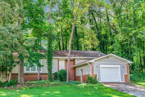 7511 Fielder Rd, Jonesboro, GA 30236