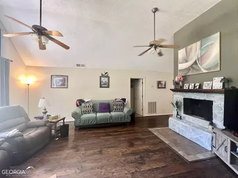 231 Cosby Dr, Lagrange, GA 30241 photo 6