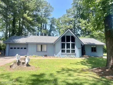 231 Cosby Dr, Lagrange, GA 30241