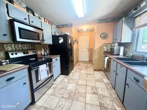 231 Cosby Dr, Lagrange, GA 30241 photo 9