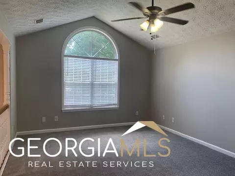 490 Corral Pass, Jackson, GA 30233 photo 2