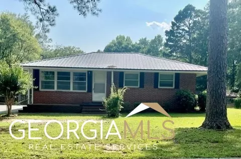 1261 SE Redding Rd, Milledgeville, GA 31061