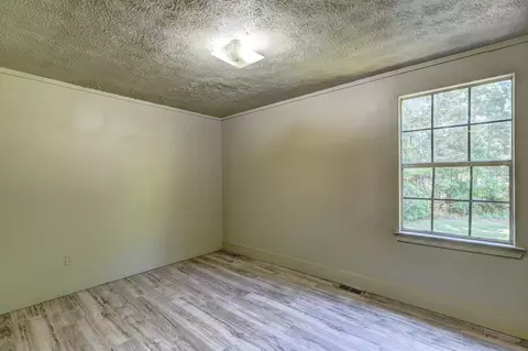 340 Crawford Rd, Barnesville, GA 30204 photo 19