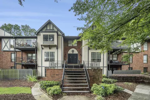 6851 Roswell Rd #M19, Sandy Springs, GA 30328