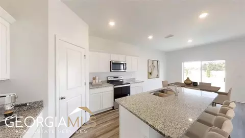 243 Hyde Park, Winder, GA 30680 photo 4