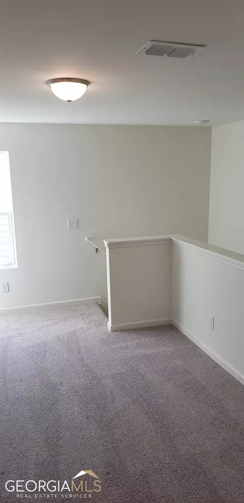 243 Hyde Park, Winder, GA 30680 photo 8