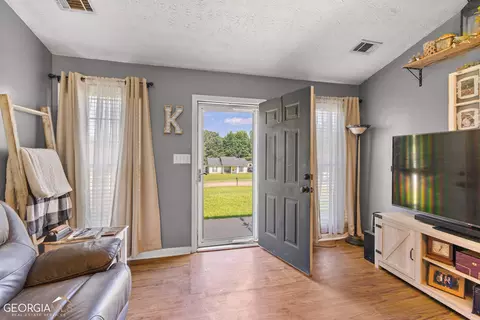 100 Chapman Ct, Lagrange, GA 30240 photo 5