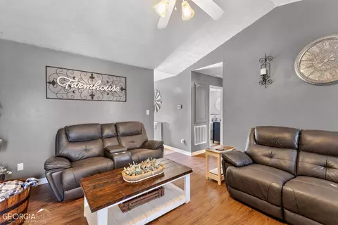 100 Chapman Ct, Lagrange, GA 30240 photo 12