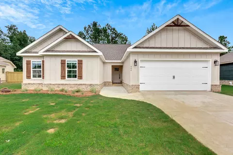 404 New Hope Dr, Perry, GA 31069