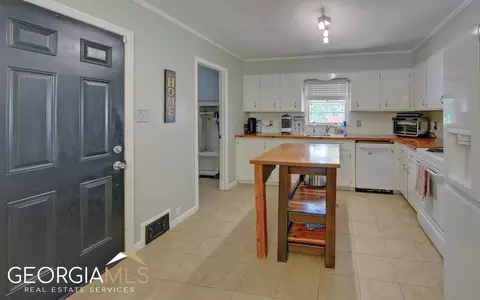 170 Hickory Cir, Toccoa, GA 30577 photo 10