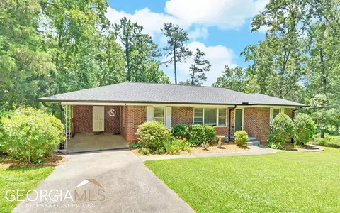 170 Hickory Cir, Toccoa, GA 30577 photo 1