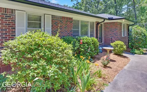 170 Hickory Cir, Toccoa, GA 30577 photo 3