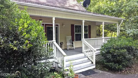 410 Lake Place Dr, Lavonia, GA 30553