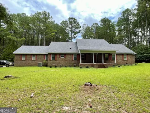 890 Akins Pond Rd, Statesboro, GA 30458