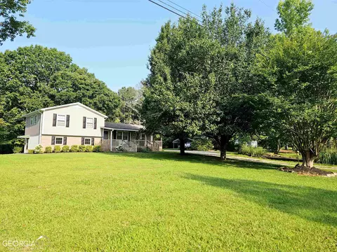 289 Frost St, Franklin, GA 30217