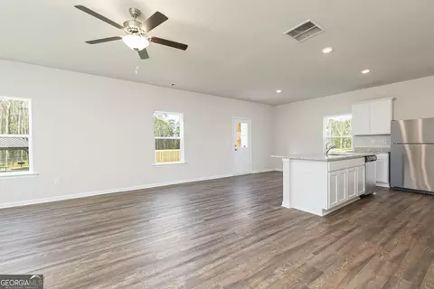 632 Meadows Farm Way, Monroe, GA 30655 photo 3