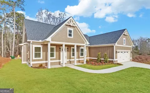 203 Timber Ridge Dr, Toccoa, GA 30577 photo 2