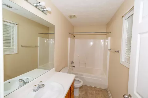 50 Usher Rd, Covington, GA 30016 photo 3