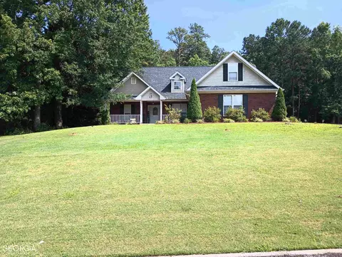 85 Vinnys Ter, Covington, GA 30014