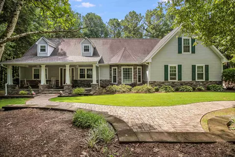 14 Lake Vista Cir, Hampton, GA 30228