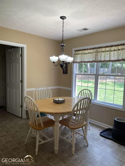 70 Rose Walk Dr, Covington, GA 30016 photo 10