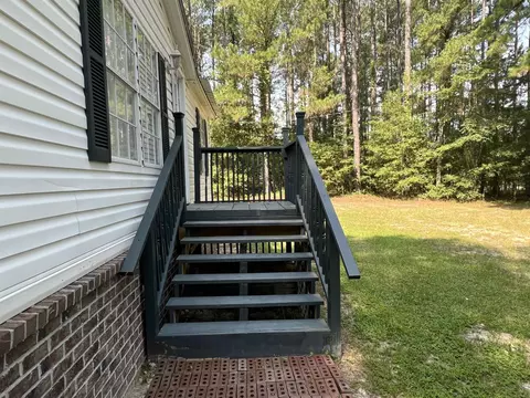 1706 Brook Run Dr, Register, GA 30452 photo 9