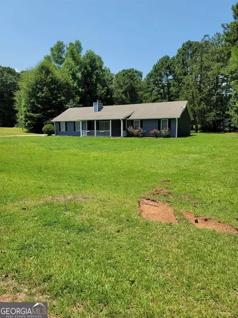 30 Holly Creek Dr, Covington, GA 30016