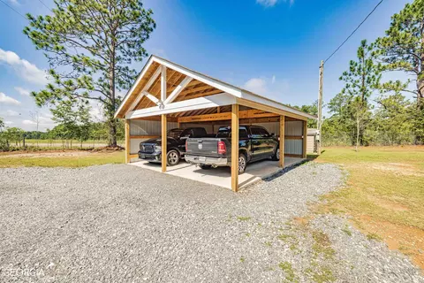 357 Pebble Rd, Reynolds, GA 31076 photo 4