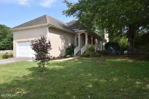 101 Stone Glen Ct, Macon, GA 31220