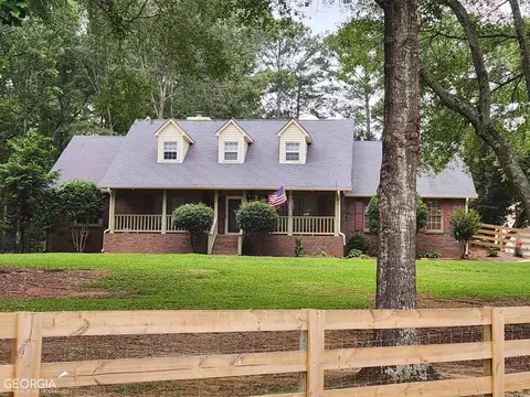 535 Country Side Dr, Mcdonough, GA 30252