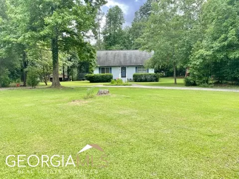 209 Saxon Woods Dr, Athens, GA 30607