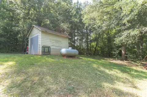 631 Steele Rd, Griffin, GA 30223 photo 12
