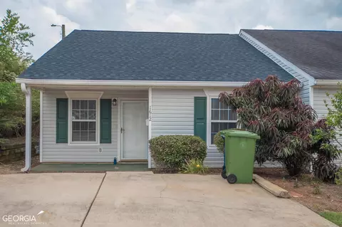 1612 Summerwoods Cir, Griffin, GA 30224