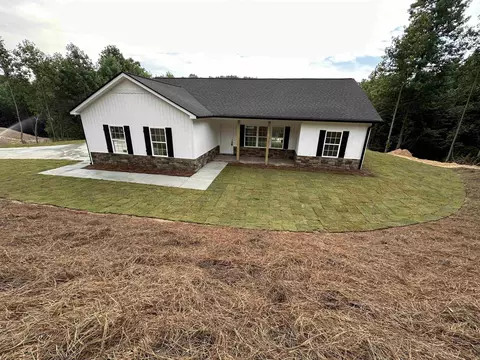 350 Watson St, Toccoa, GA 30577 photo 2