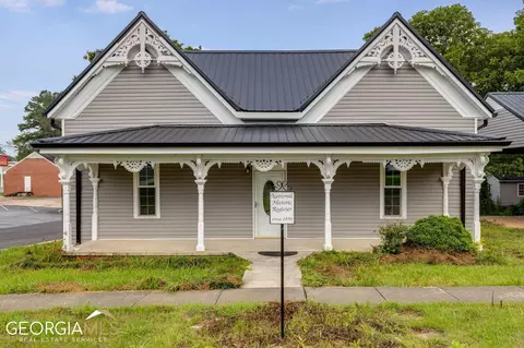 140 Spring St, Tallapoosa, GA 30176