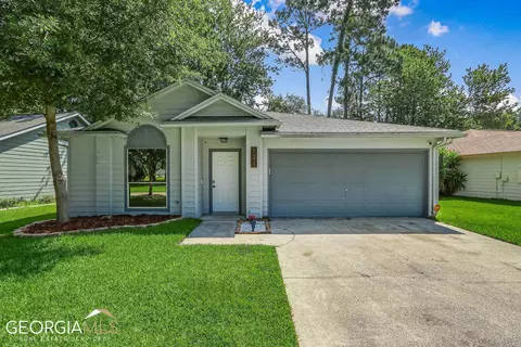 121 Hamilton Dr, Saint Marys, GA 31558