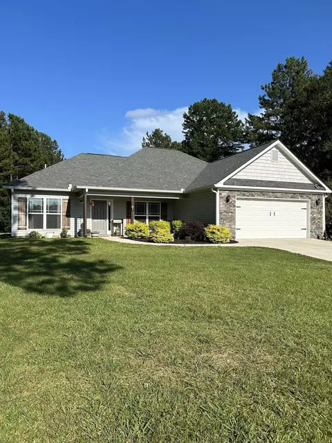 139 Lovetts Ridge Rd, Jackson, GA 30233