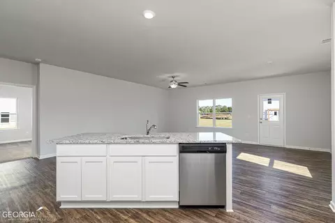 598 Meadows Farm Dr, Monroe, GA 30655 photo 3
