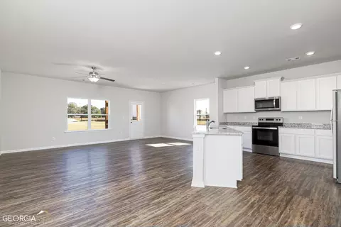 598 Meadows Farm Dr, Monroe, GA 30655 photo 2