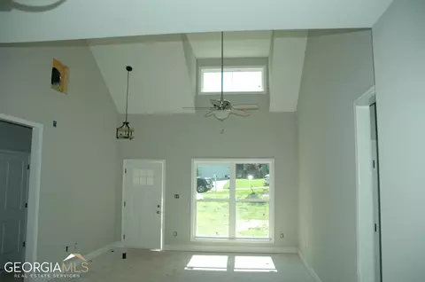 309 Preakness Dr, Lagrange, GA 30240 photo 4