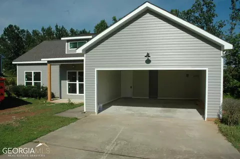 309 Preakness Dr, Lagrange, GA 30240